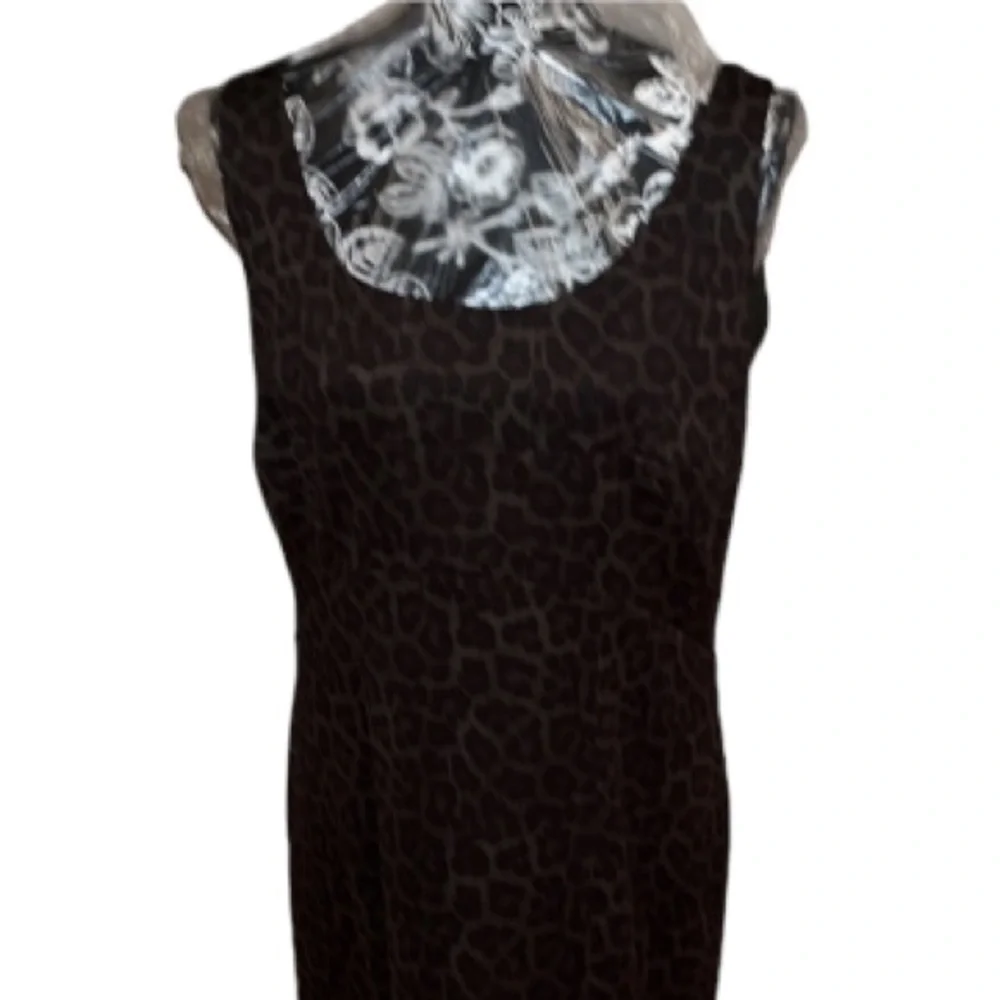 Micheal Kors  size  14  brown leopard print sleeveless Midi dress back zip